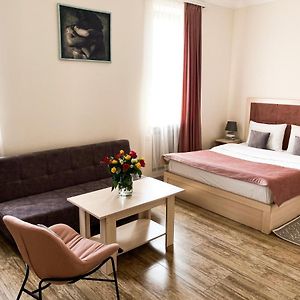 Alex Hotel